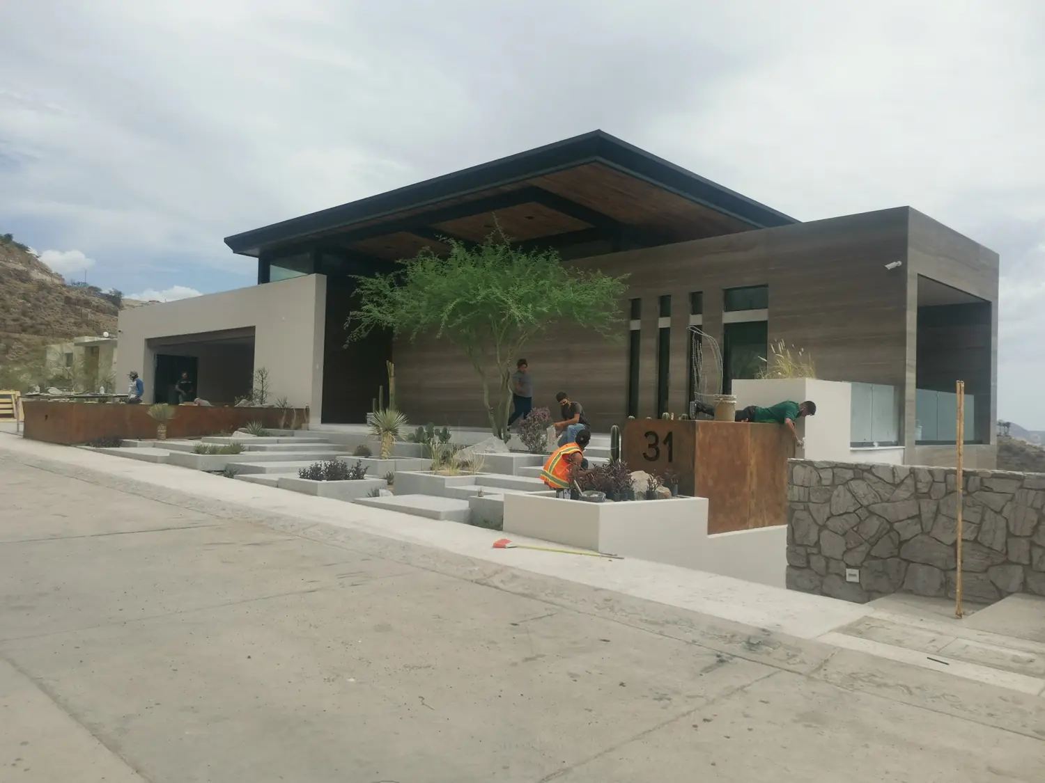 Casa RYO · transición de obra a acabado